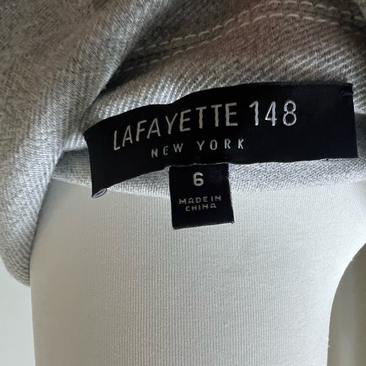 Lafayette 148 women Single Button Casual Gray Blazer Career Work Sz 6 Office