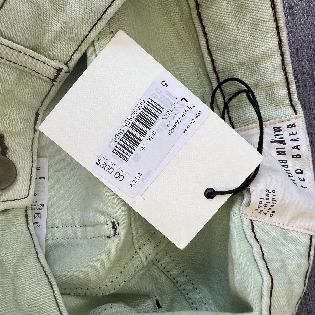 TED BAKER NWT Zahhra Sz 26 High Rise Straight Ankle Mint Green Jeans Buttons